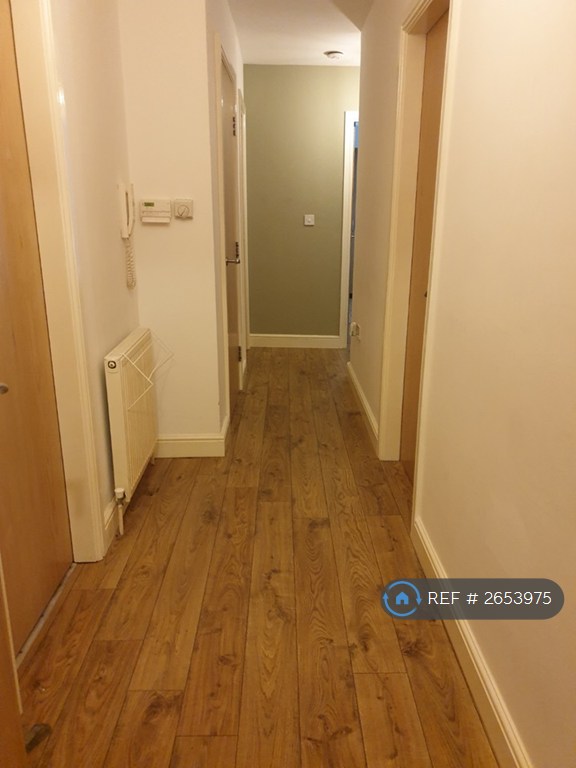 image for 2 bedroom flat in Fitzwilliam Court, Manchester, M14 (2 bed) (#2653975)