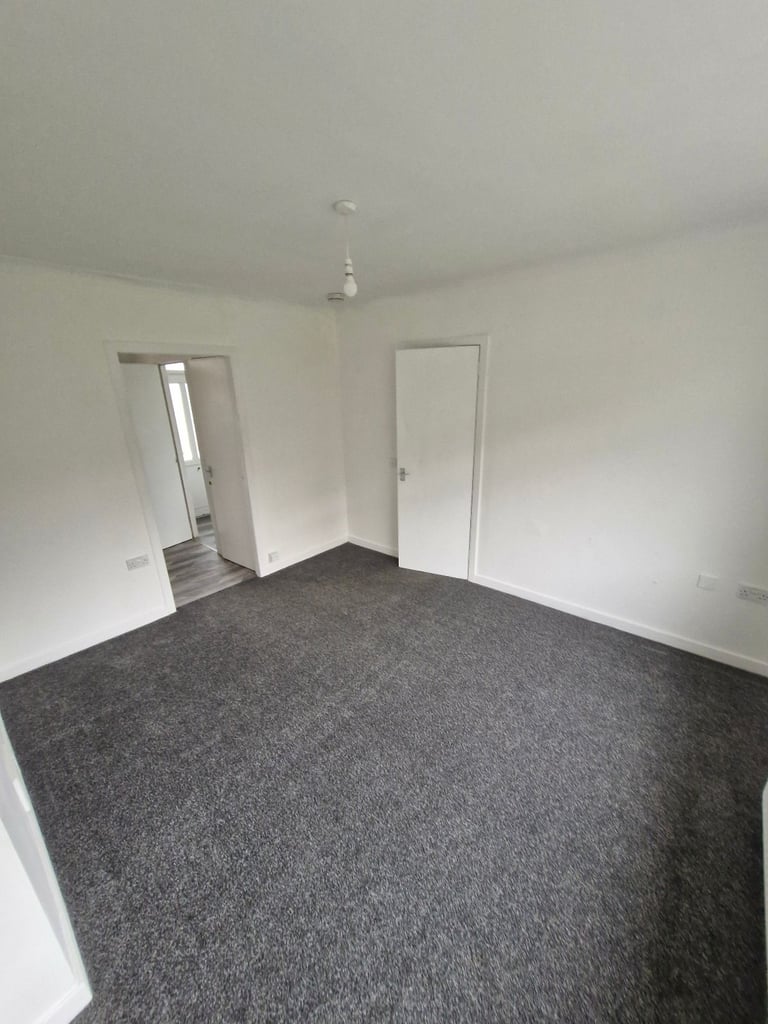 2 X 1 Bed ground flats available for rent!