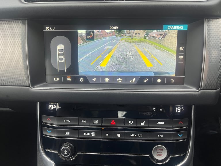 JAGUAR XF PREMIUM 2017 LOW MILAGE AUTO