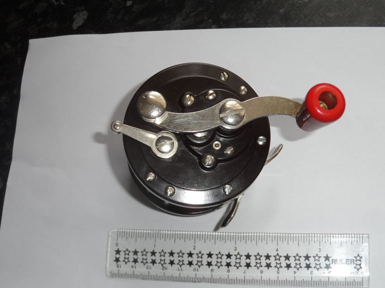 image for Penn  Bakelite Reel