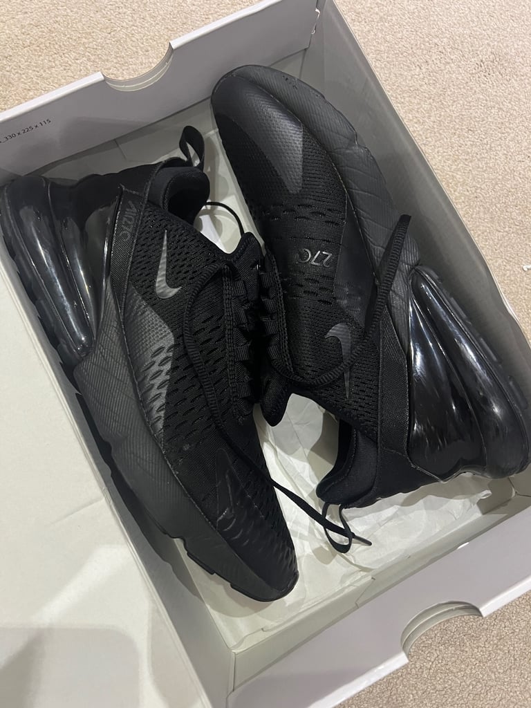 Nike Air Max 270 Triple Black Mens Size 8 £85