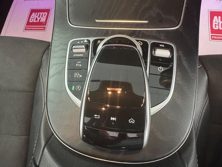 MERCEDES-BENZ E CLASS 2.0 E300d AMG Line Night Edition (Premium Plus) G-Tronic+