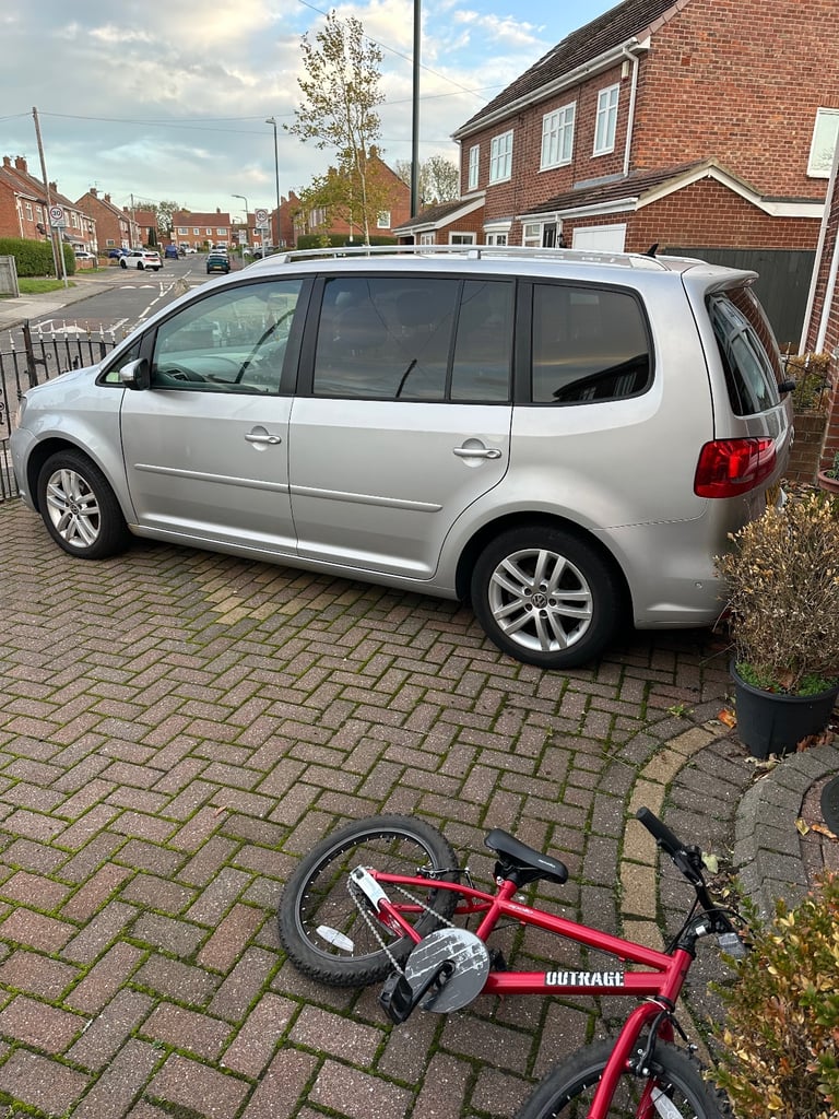 image for Volkswagen, TOURAN, MPV, 2014, Manual, 1598 (cc), 7 seats