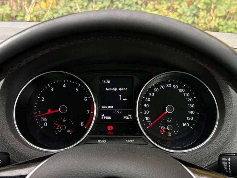 2015 Volkswagen Polo 1.0 BlueMotion Tech SE Design Euro 6 (s/s) 3dr HATCHBACK Petrol Manual