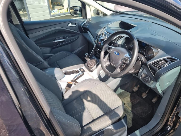 2011 Ford C-Max 1.6 Titanium Euro 5 5dr MPV Petrol Manual