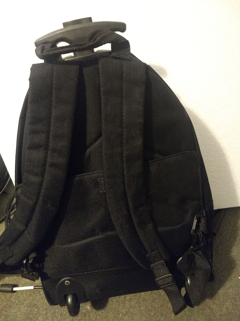 Cotton traders backpack. Transforms into trolley bag with wheels