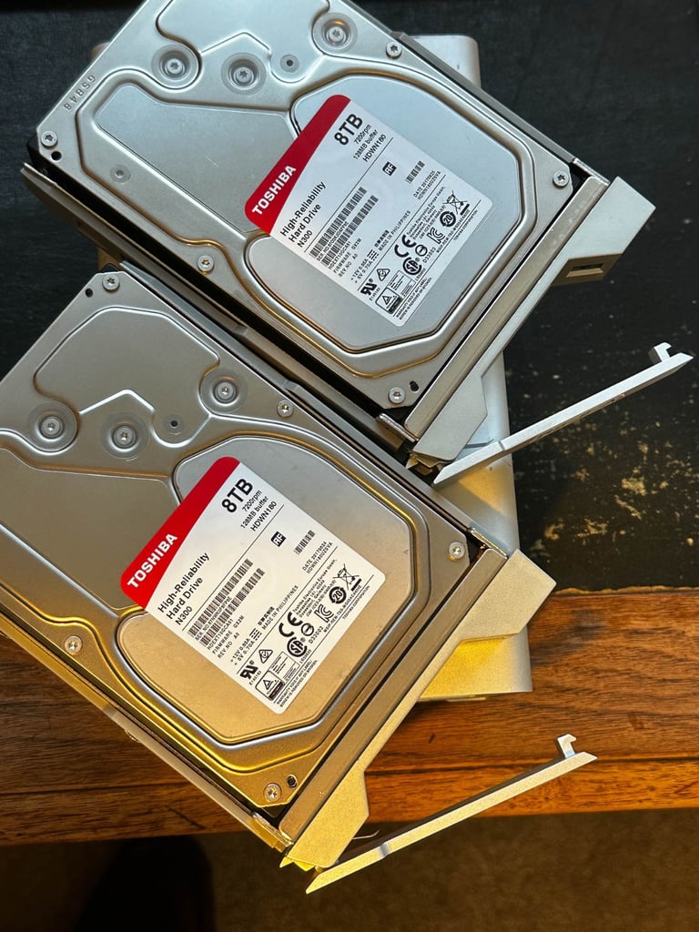 8TB CALDIGIT VR2 Raid 1 hard drive #2