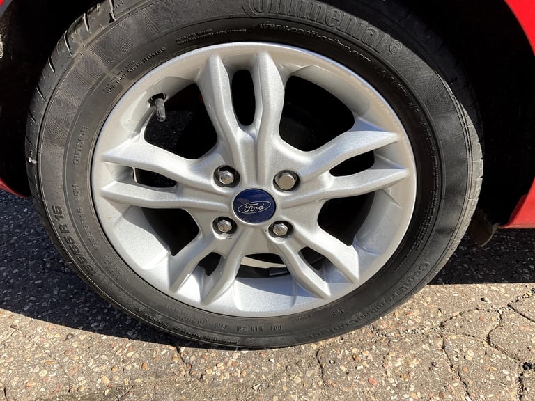 2015 Ford Fiesta 1.0T EcoBoost Zetec Hatchback 5dr Petrol Manual Euro 6 (s/s)