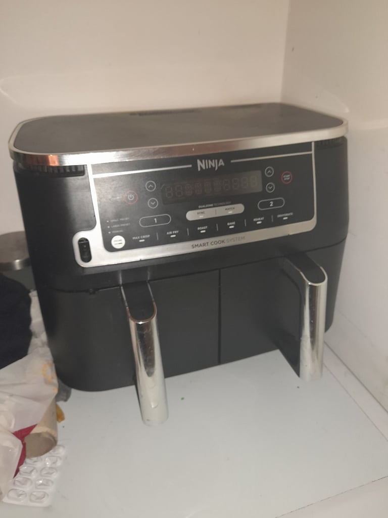 Ninja Foodi MAX Dual Zone Air Fryer with Smart Cook System AF451UK