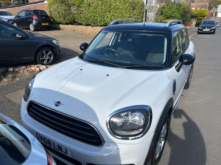 2018 MINI Countryman 1.5 Cooper Classic Euro 6 (s/s) 5dr HATCHBACK Petrol Manual