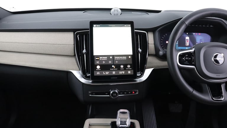 2025 Volvo XC90 T8 PHEV AWD Ultra Dark (Sunroof, 360 Camera, Bowers &amp; Wilkins Sound) ESTATE P...