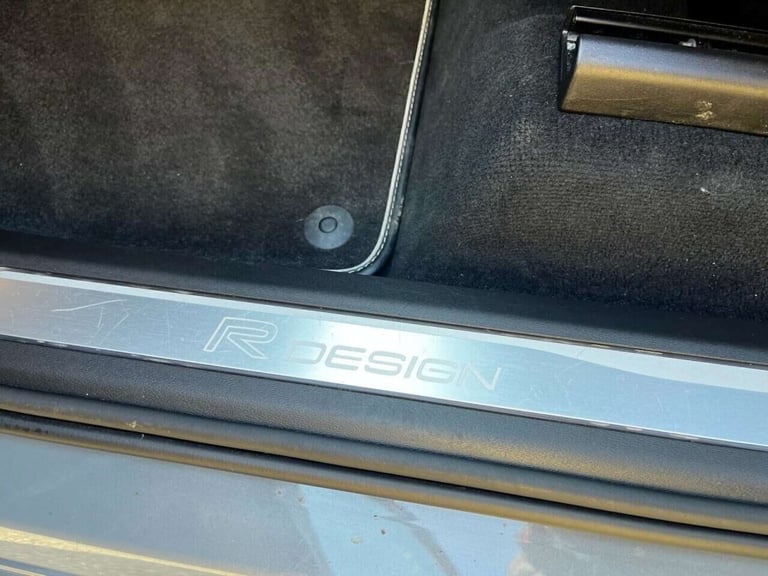 2019 Volvo XC90 2.0 B5D [235] R DESIGN Pro 5dr AWD Geartronic ESTATE DIESEL Automatic