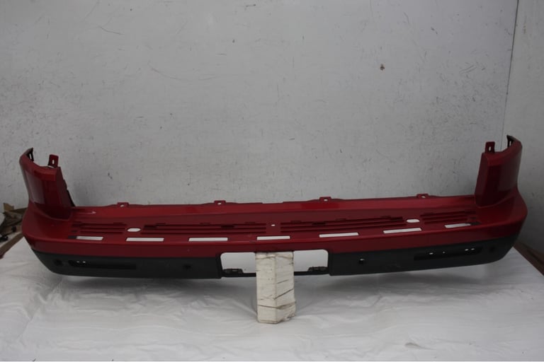 Land Rover Discovery Rear Bumper 2009 to 2013 9H22-17D822-A Genuine *DAMAGED*