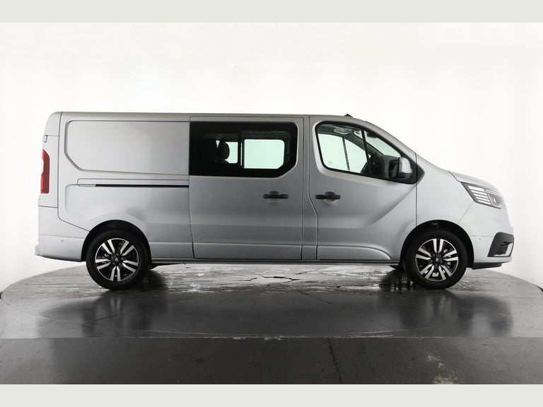 2025 Renault Trafic LL30 Blue dCi 170 ExtraSport[Safety] Crew Van EAG9 PANEL VAN Diesel Automatic