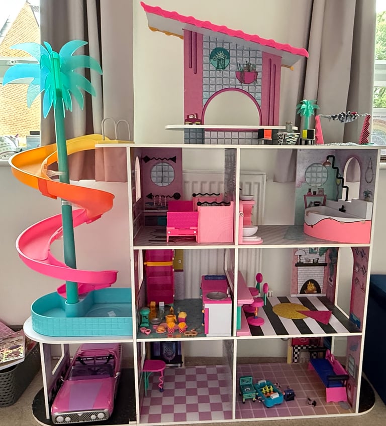 LOL Surprise OMG Fashion Dolls House with LOL Surprise City Cruiser Car With Doll & accessories