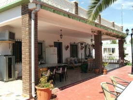 Rooms to Let in stunning Villa in Alicante Spain with pool access