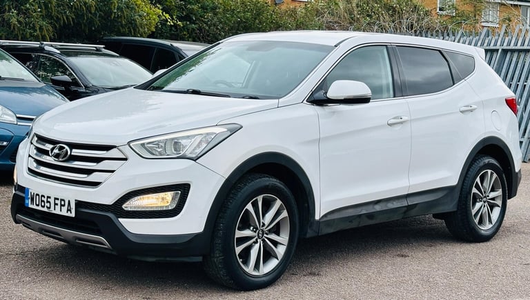 2016 Hyundai Santa Fe 2.2 CRDi SE 4WD Euro 5 5dr (5 seat) ESTATE Diesel Manual