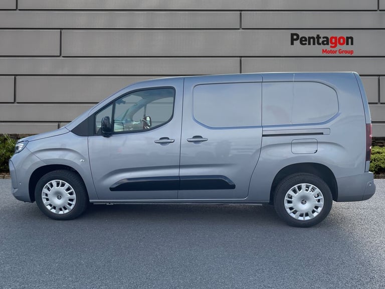  Vauxhall Combo 1.5 Turbo D 2300 Pro Xl Panel Van 6dr Diesel Manual Lwb Euro 6