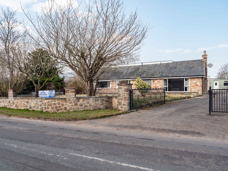 Remarkable, 4/5 bedroom, detached bungalow, near Roslin – available soon