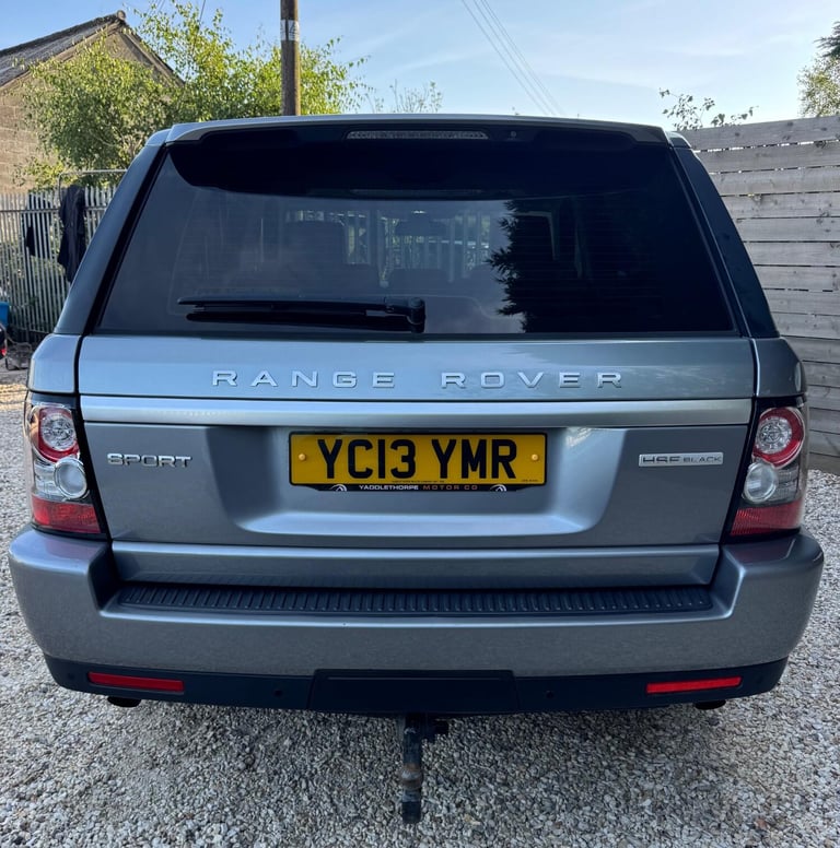 LAND ROVER RANGE ROVER SPORT 3.0 SD V6 HSE Black 2013