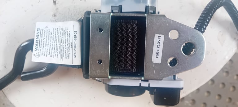 WAV parts, Q'Straint