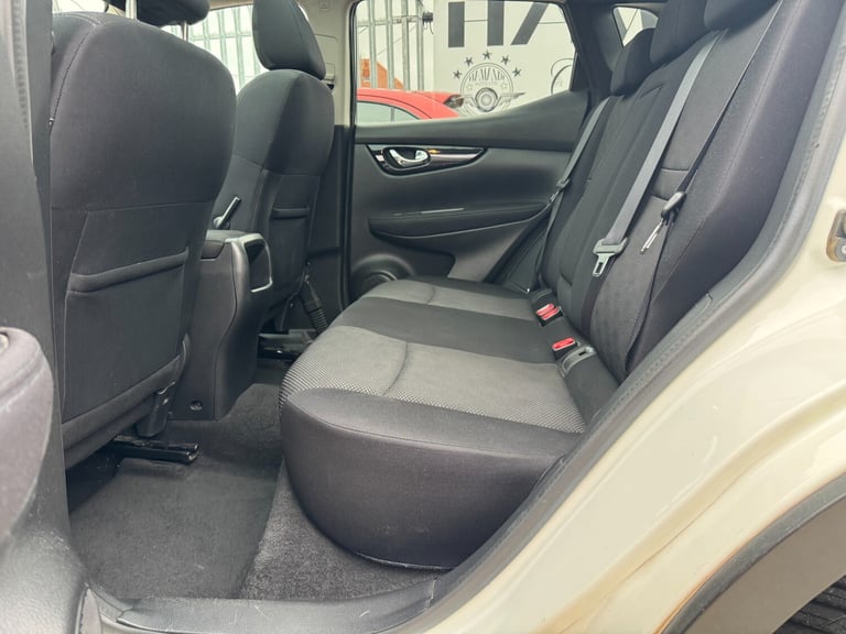 2017 Nissan Qashqai 1.2 DIG-T N-Connecta SUV 5dr Petrol XTRON 2WD Euro 6 (s/s)