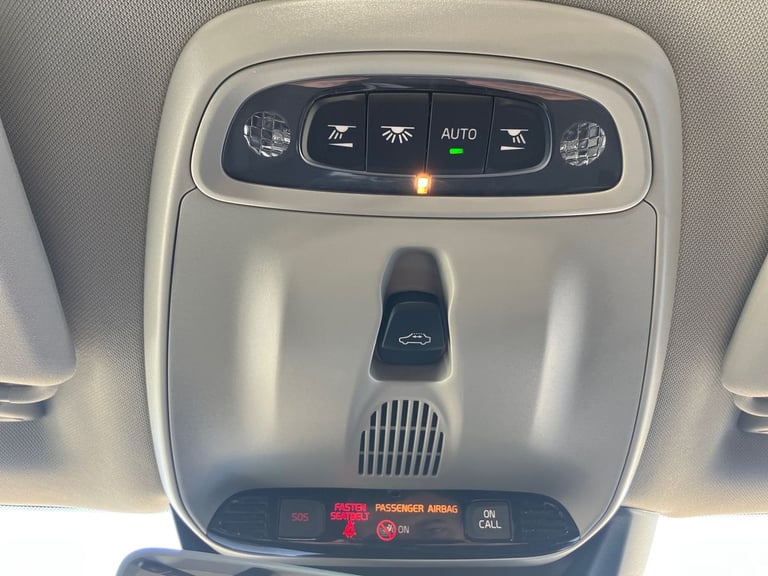 2019 Volvo V40 D3 [4 Cyl 152] Inscription Edition 5dr Geartronic Hatchback DIESEL Automatic