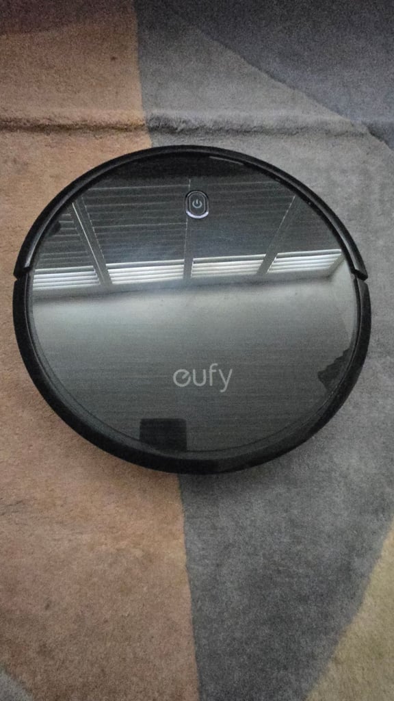 image for Robotic vacuum cleaner 