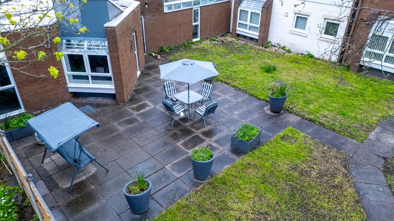Long term stays Free parking Broadgreen Liverpool