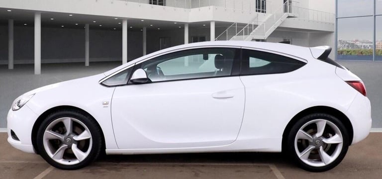 2016 Vauxhall Astra GTC 1.6 CDTi 16V ecoFLEX 136 SRi 3dr HATCHBACK DIESEL Manual