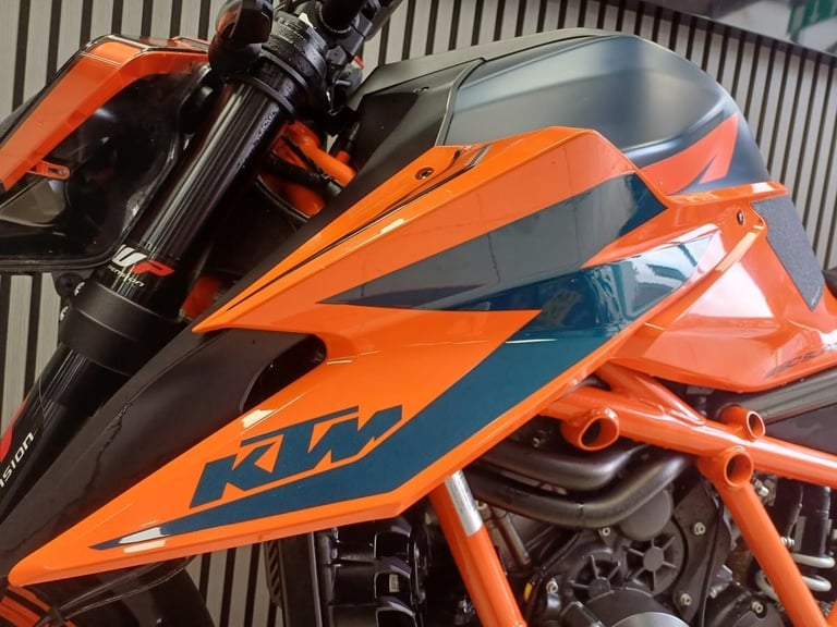 KTM 1290 SUPERDUKE R   21 REG    14304 MILES    DELIVERY    FINANCE    PX