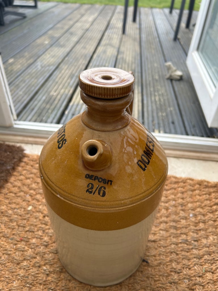 image for stoneware pot 1940