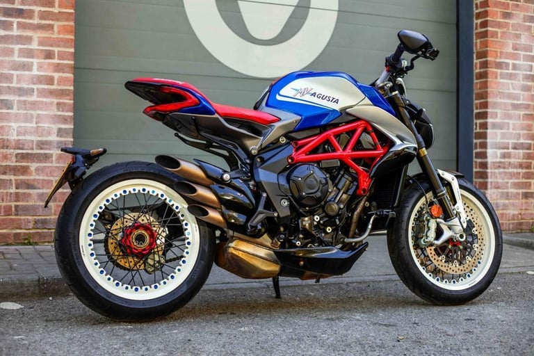 MV Agusta Dragster RARE AMERICAS EDITION ! 200 EVER MADE ! STUNNING COLLECTOR