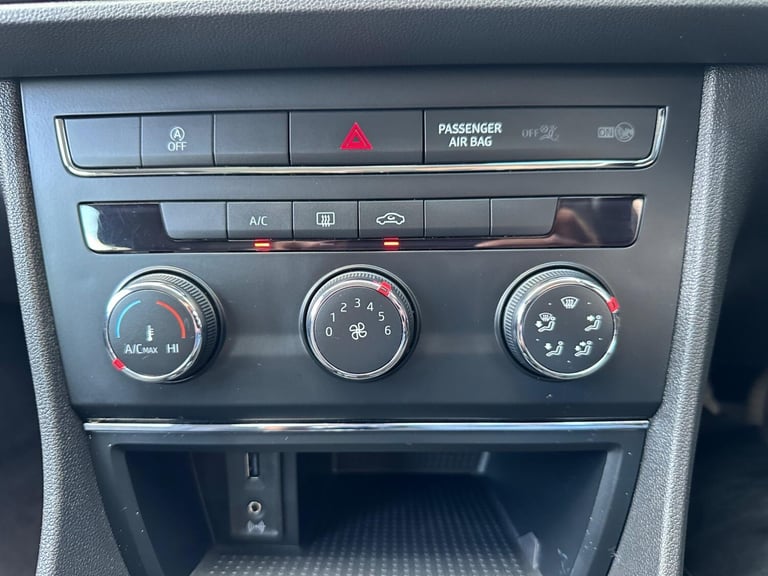 2015 SEAT Leon 1.2 TSI SE Sport Tourer Euro 6 (s/s) 5dr ESTATE Petrol Manual