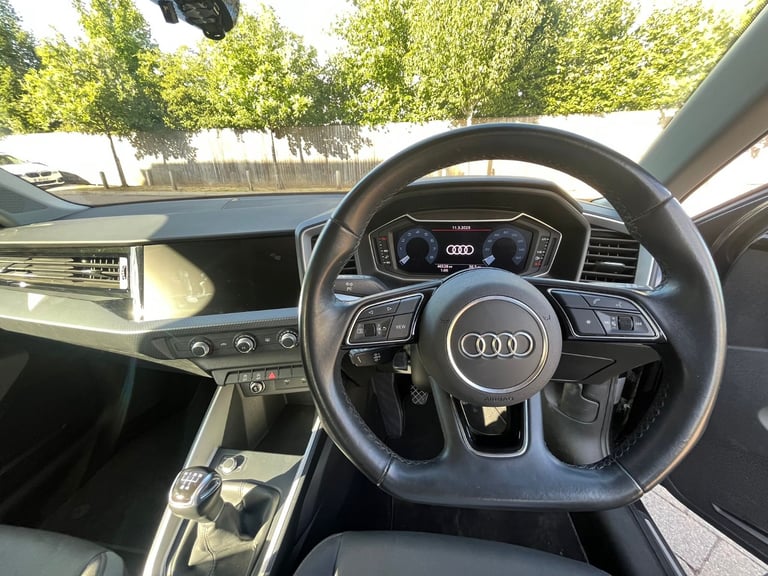 Audi, A1, Hatchback, 2021, Manual, 999 (cc), 5 doors