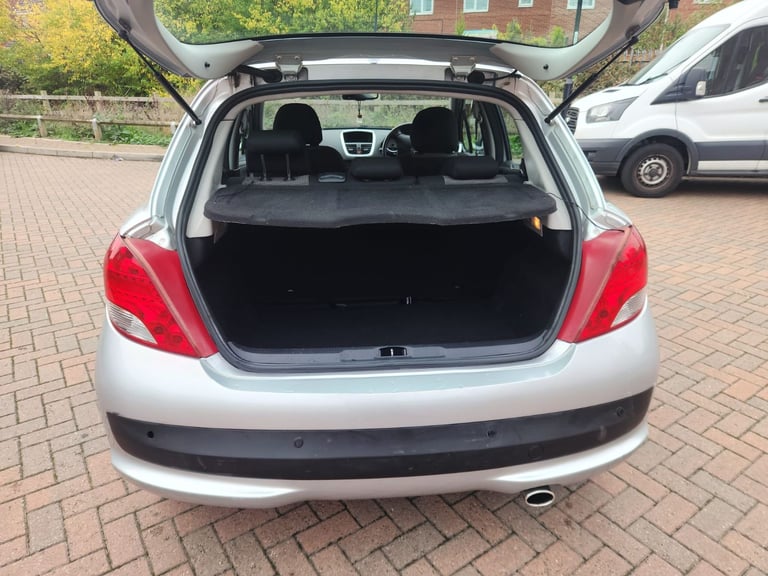PEUGEOT 207 AUTOMATIC 1.6LT PETROL ULEZ COMPLIANT VERY CLEAN CAR BARGAIN