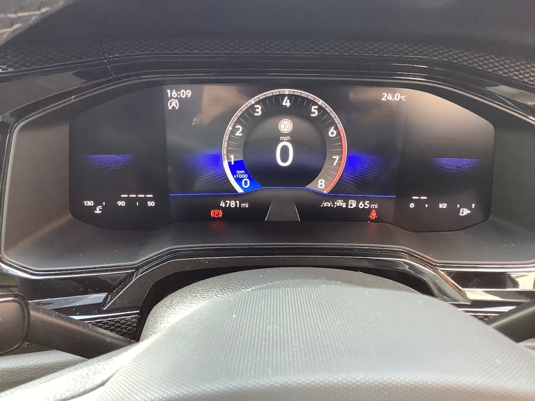 2024 Volkswagen Polo LIFE Hatchback Petrol Manual