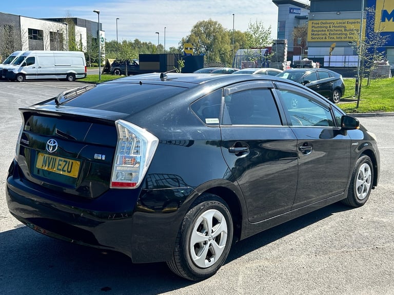 2011 Toyota Prius 1.8L PRIUS HYBRID PETROL Petrol