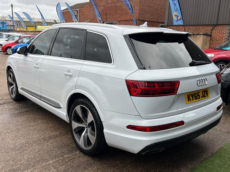 2015 Audi Q7 3.0 TDI V6 S line SUV 5dr Diesel Tiptronic quattro Euro 6 (s/s) (272 ps) ESTATE Dies...