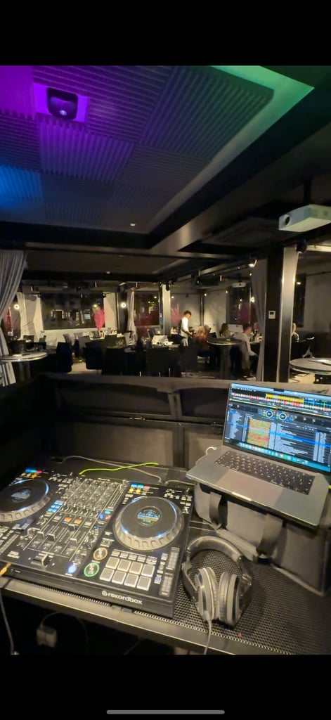 Dj booth foldable full size 