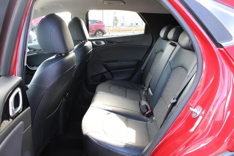 2023 Kia XCeed 1.5 T Gdi 3 Suv 5dr Petrol Manual Euro 6 (s/s) (158 Bhp) HATCHBACK Petrol Manual
