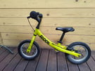Ridgeback Scoot Balance Bike with 12&quot; Wheels and Lightweight Alloy frame Yellow