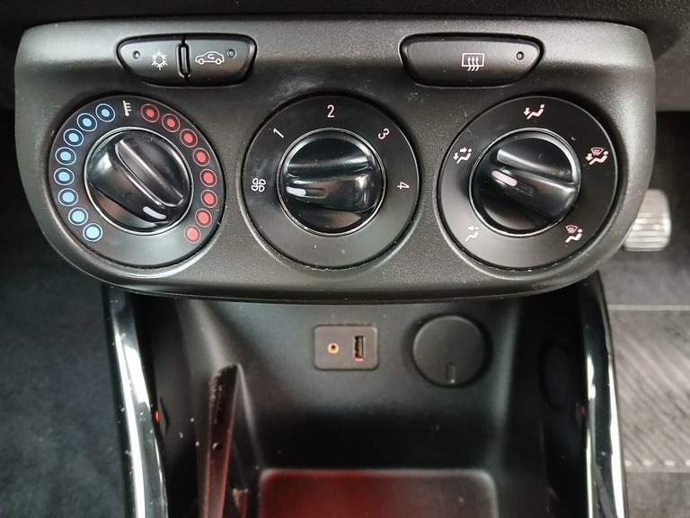 2014 Vauxhall ADAM 1.4i Jam 3dr HATCHBACK Petrol Manual