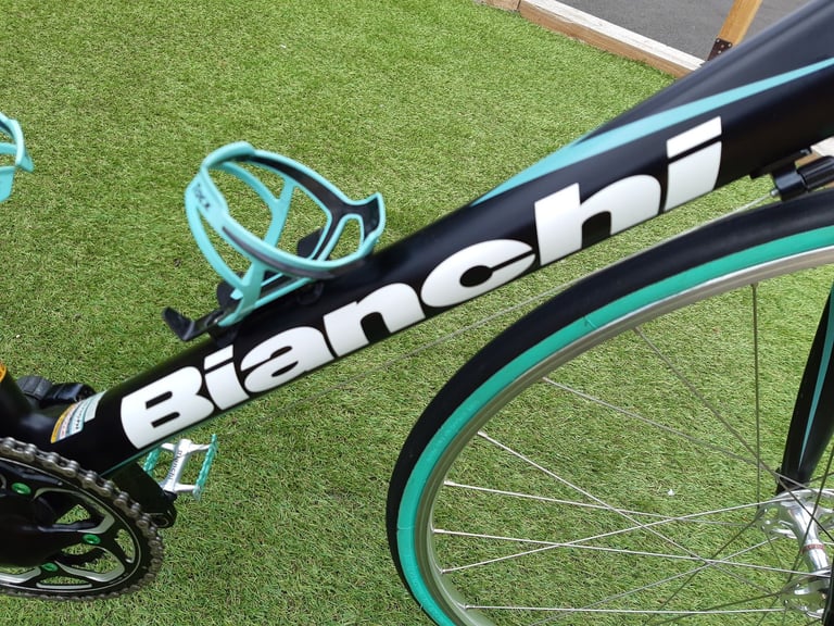 Bianchi Sempre Full Carbon Road Bike 