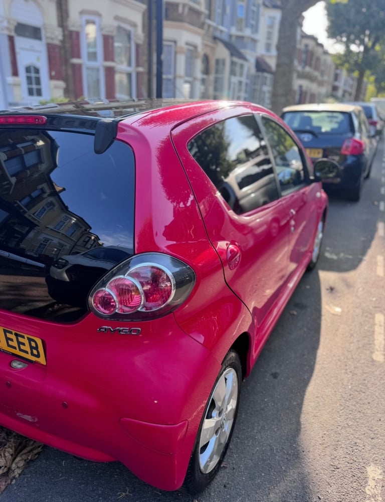 Toyota, AYGO, Hatchback, 2014, Manual, 998 (cc), 5 doors