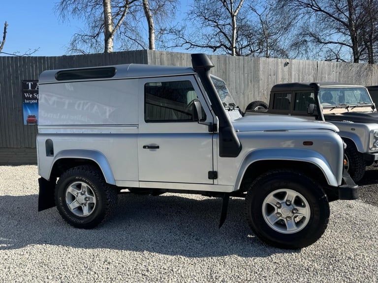 2008 Land Rover Defender 90 2.4 TDCi County Hard Top SUV 4WD SWB Euro 4 3dr PANEL VAN Diesel Manual