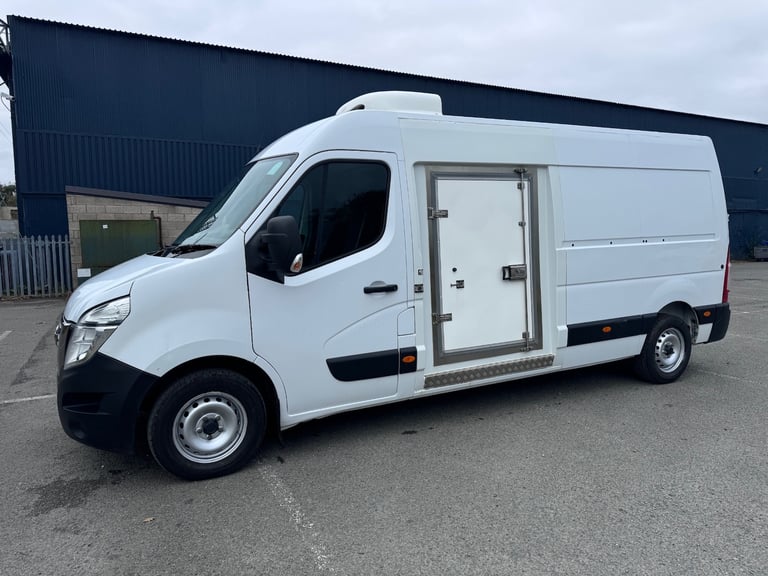 2020 Nissan NV400 Nissan NV400 2020 Mwb Fridge Van 2.3 dci 135ps MOT and Full History !! PANEL VA...