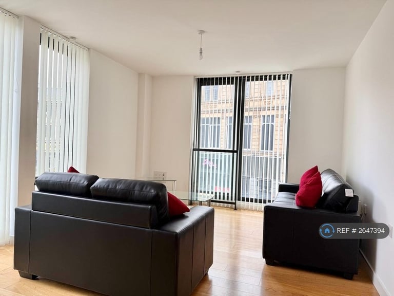 2 bedroom flat in The Old Market, Rotherham, S60 (2 bed) (#2647394)