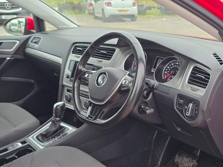 2014 Volkswagen Golf 1.6 TDI 105 SE 5dr DSG HATCHBACK DIESEL Automatic