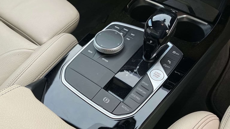  BMW 2 Series 218i M Sport 4dr DCT Saloon Petrol Automatic